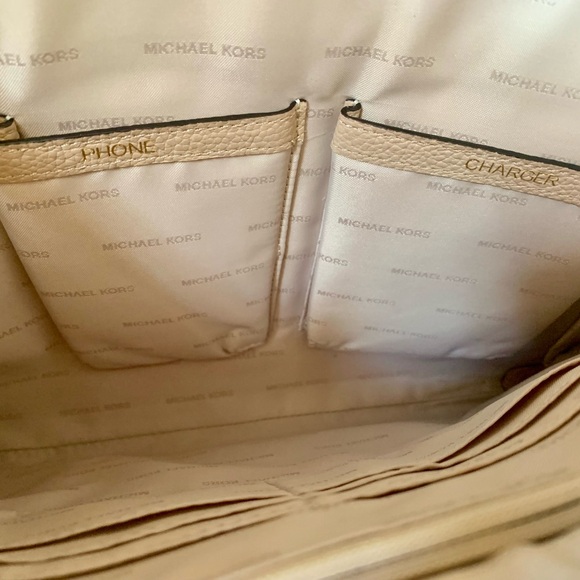 MICHAEL KORS Leather Blush Pink Padded Laptop Computer Case - Picture 2 of 5